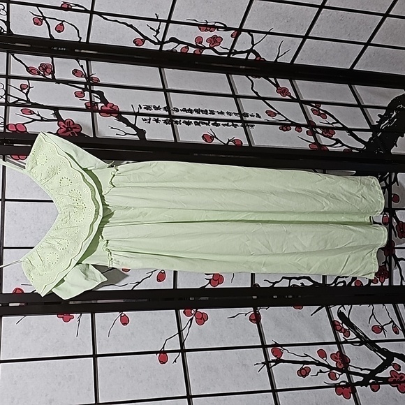 Zara Mint Green Ruffle Neck Eyelet Maxi Embroidered‎ Dress Size Small - Picture 2 of 8